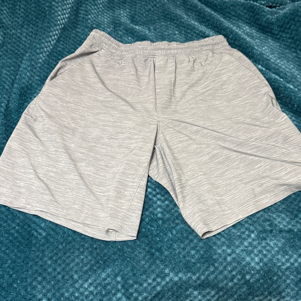 lululemon athletica Men's Light Grey Athletic Shorts